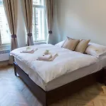 Prague Golden Age Apartment